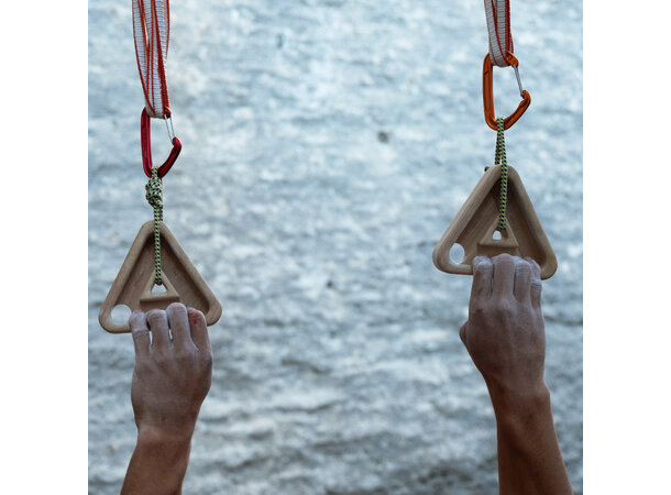 YY Triangle 