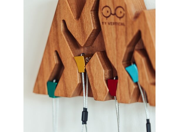 YY Key Holder Mountain Key holder with climbing nuts 